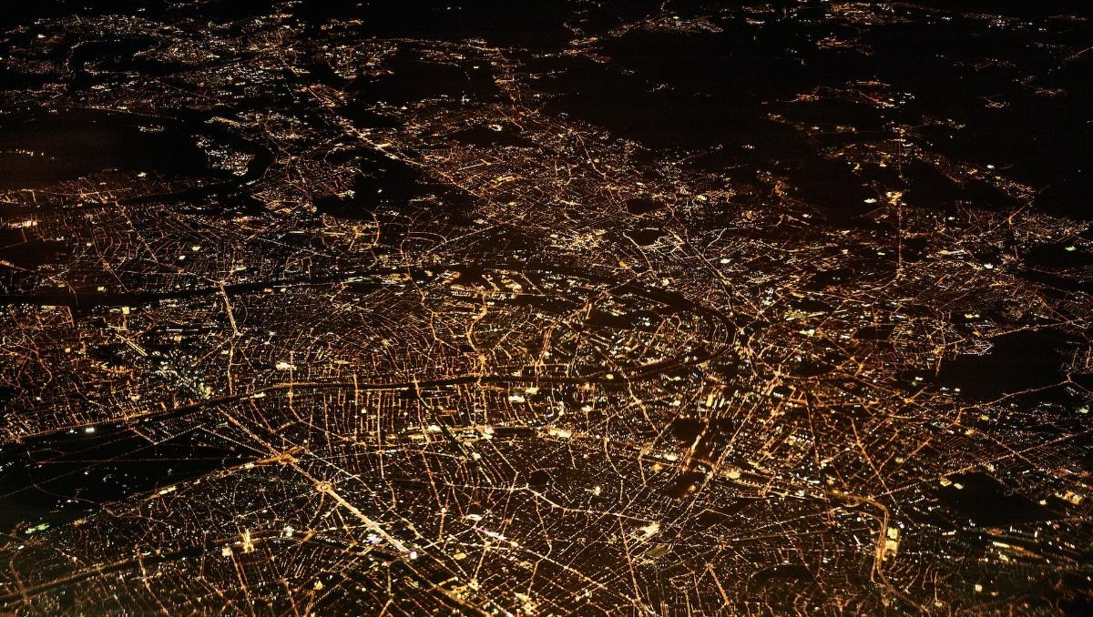 استثمارات لوجستية ضخمة: 3.4 مليار ريال تعزز التنوع الاقتصادي في الخطة الخمسية العاشرة